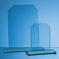 15cm X 12mm Jade Glass Honour Award £38.85