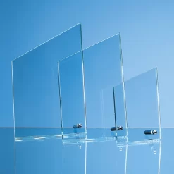 14.5cm X 8.5cm X 1cm Jade Glass Peak With Chrome Pin, H Or V £19.95