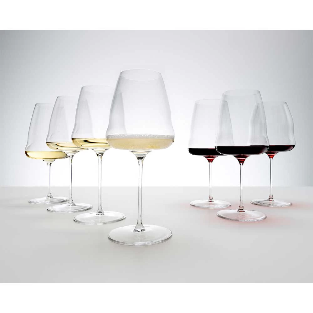 Riedel Winewings Cabernet Sauvignon Wine Glass 4 Riedel Winewings Cabernet Sauvignon Wine Glass - Image 4